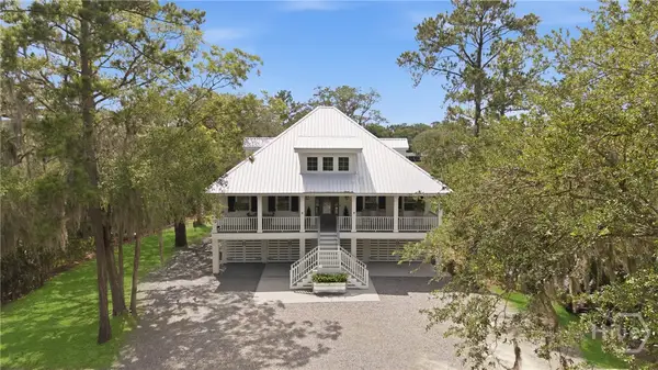 7502 Central Avenue, Savannah, GA 31406