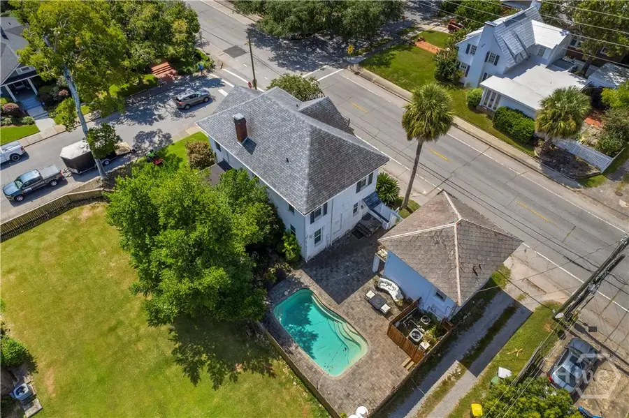 202 E 49th Street, Savannah, GA 31405 - #3