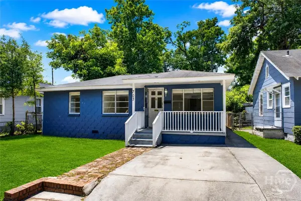 703 E 34th Street, Savannah, GA 31401