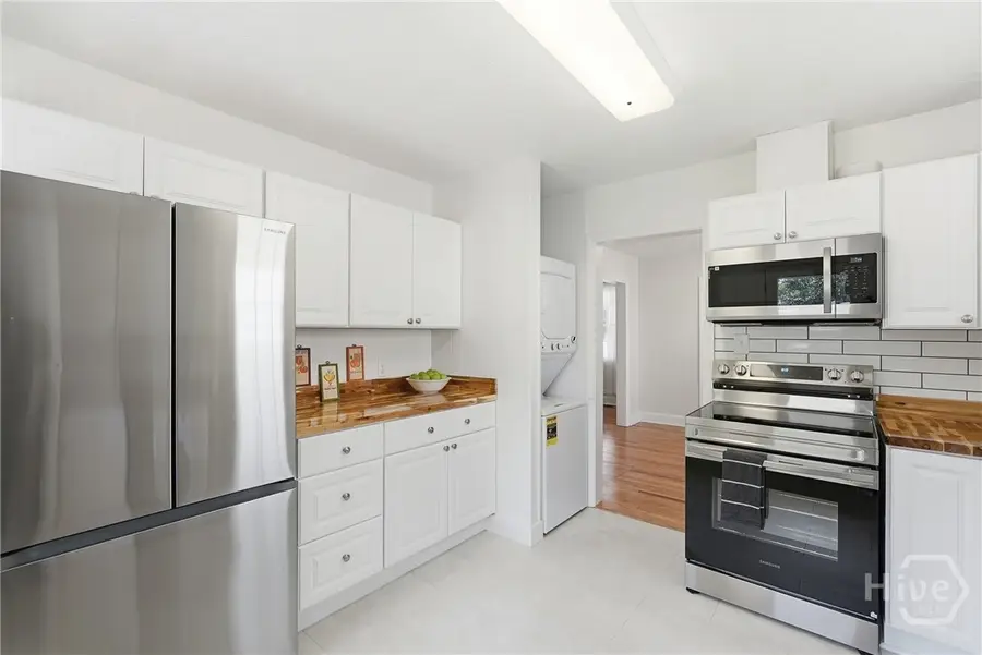 2324 E 40th Street, Savannah, GA 31404 - #3