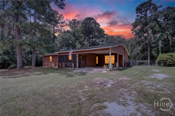 181 Old River Road, Bloomingdale, GA 31302