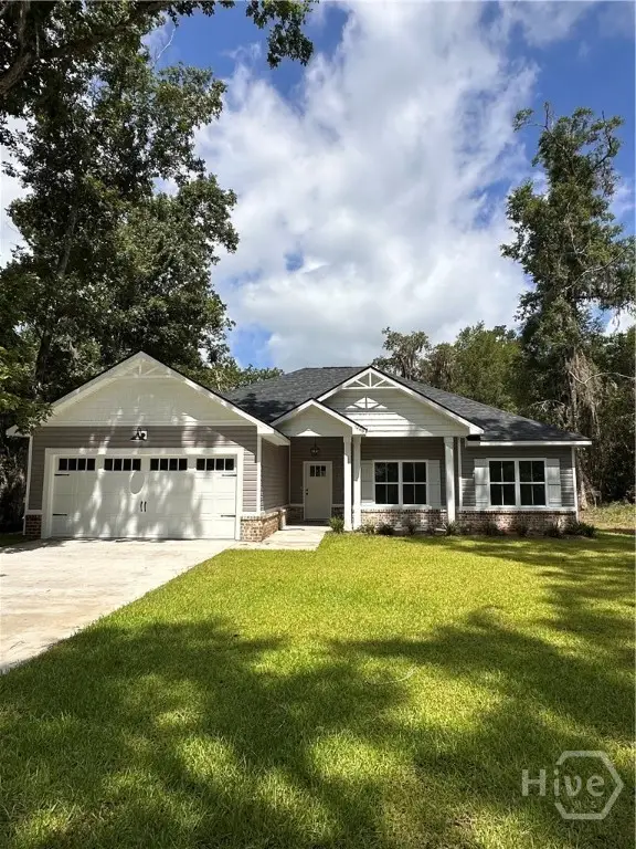 116 Mangrove Court, Jesup, GA 31546
