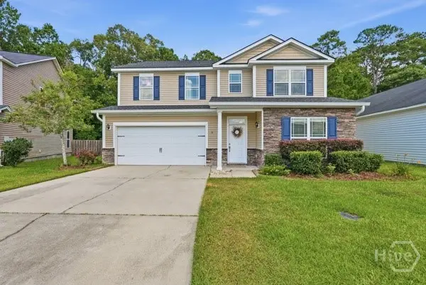 26 Chapel Lake Drive N, Savannah, GA 31419