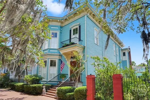 207 E Gwinnett Street, Savannah, GA 31401