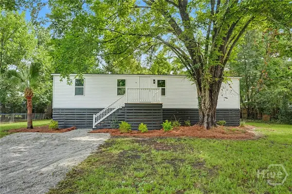 51 2nd Street, Richmond Hill, GA 31324