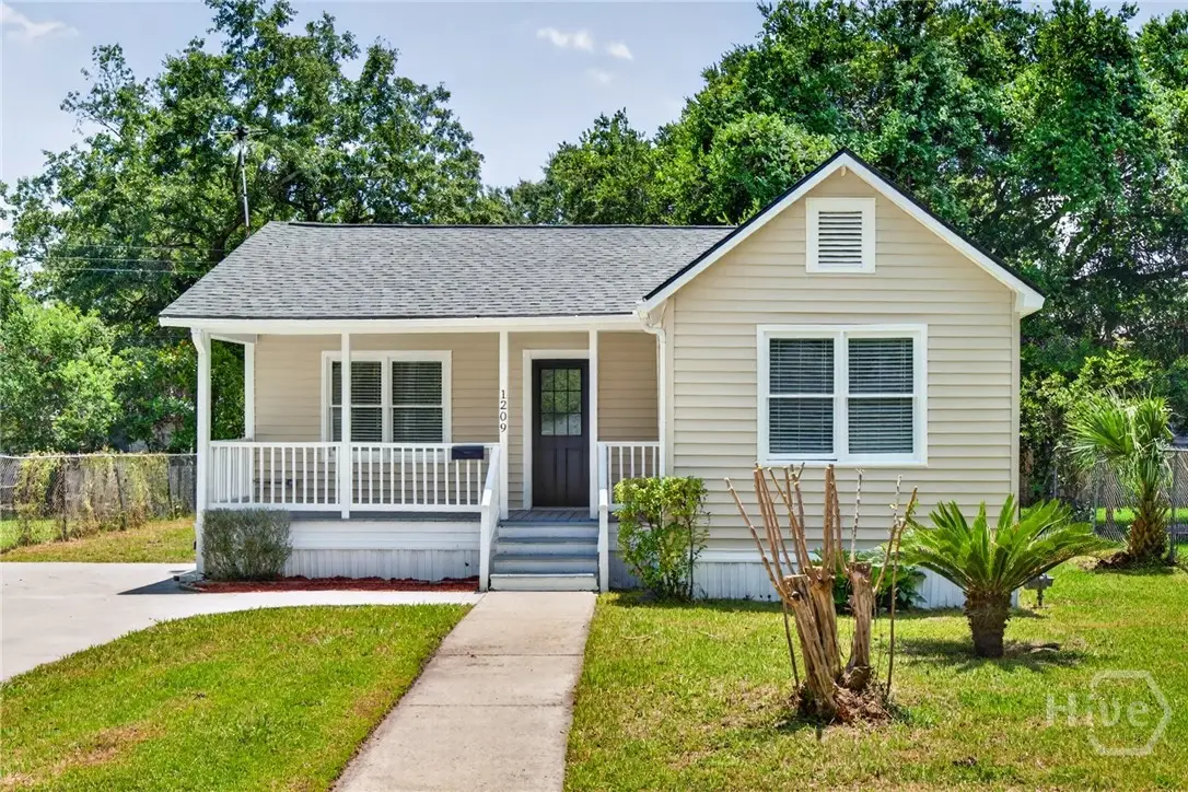 1209 E 69th Street, Savannah, GA 31404 - #1