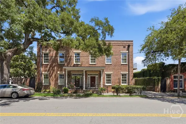 464 Montgomery Street, Savannah, GA 31401