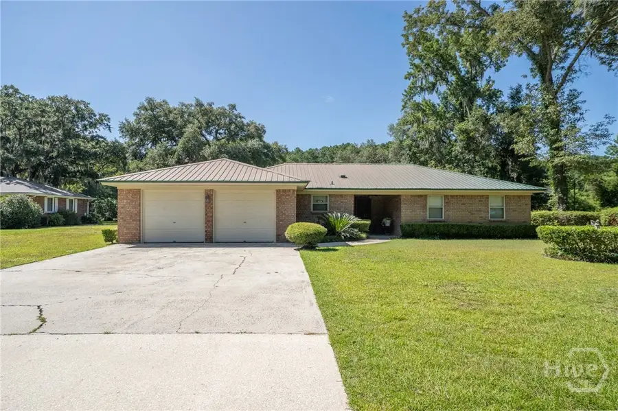 296 Gill Road, Richmond Hill, GA 31324 - #2