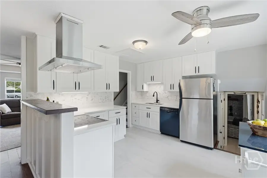 105 Montford Court, Savannah, GA 31410 - #2
