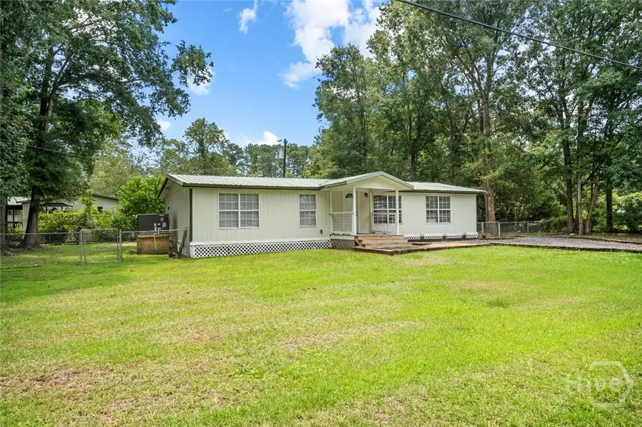 54 Spruce St, Richmond Hill, GA 31324 - #2