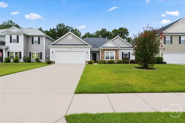 128 Waverly Way, Savannah, GA 31407