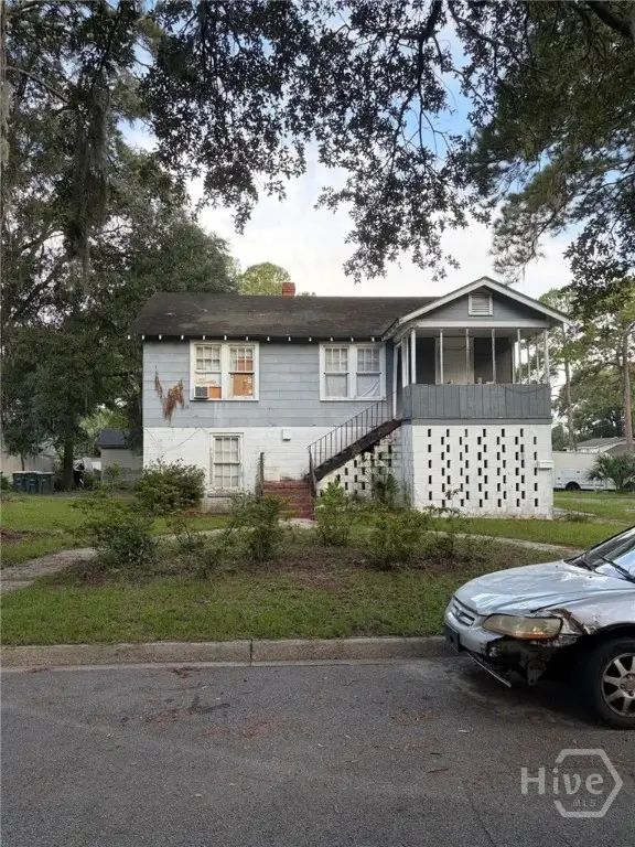 1201 Mccormick Street, Savannah, GA 31404