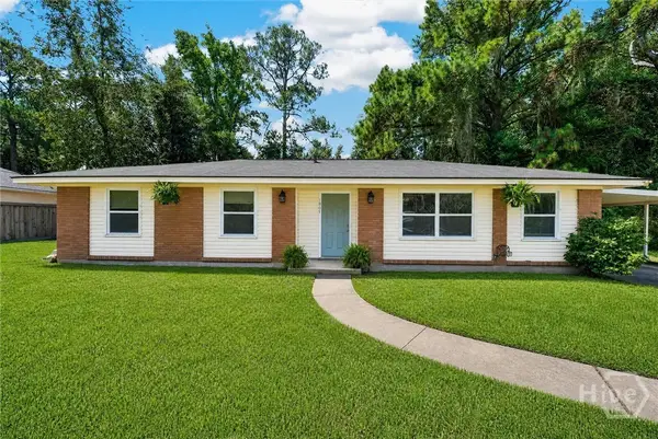 1907 E 63rd Street, Savannah, GA 31404