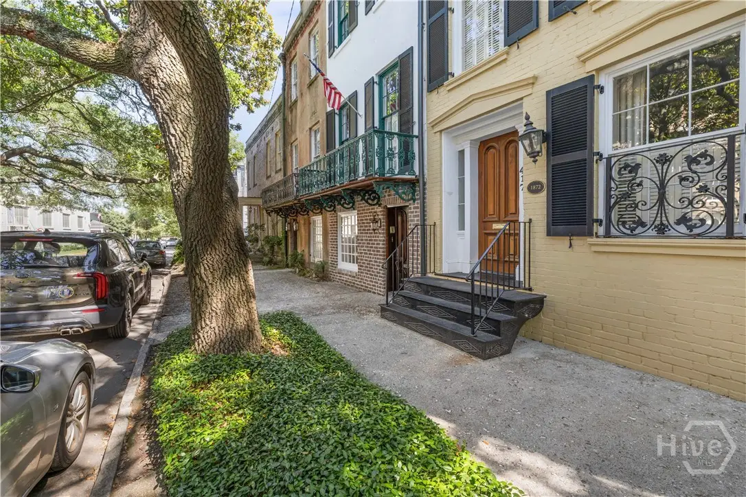 419 E Charlton Street, Savannah, GA 31401 - #1