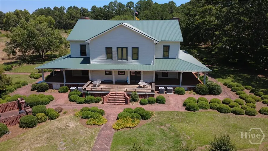 425 N Herndon Rd, Millen, GA 30442 - #2