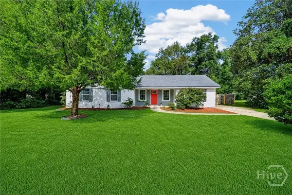 214 Jefferson Circle Se, Allenhurst, GA 31301