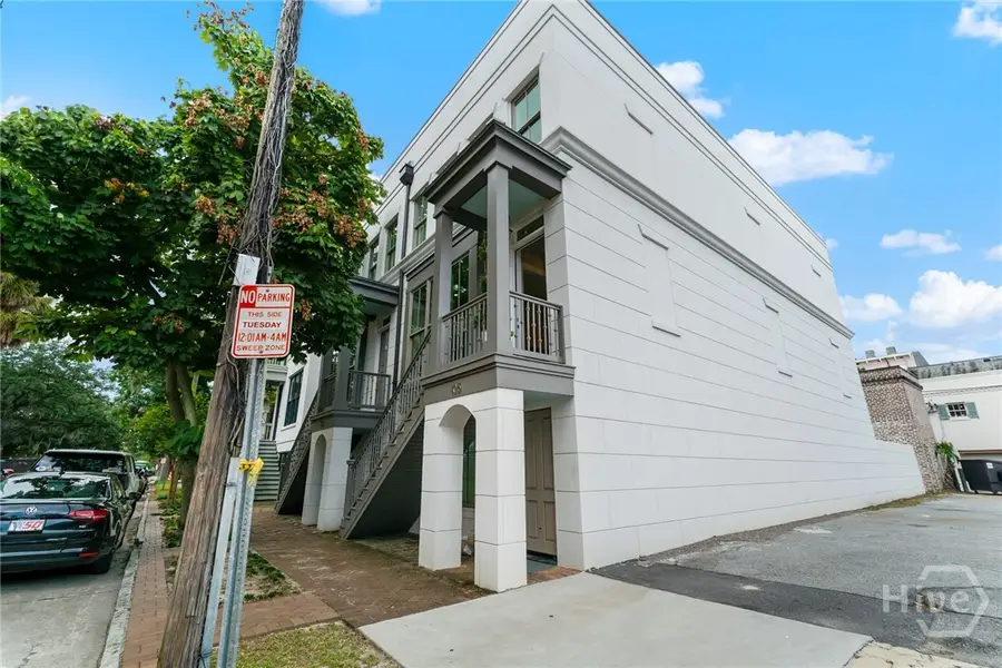 105 E Gordon Street, Savannah, GA 31401 - #2