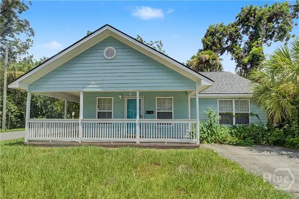1202 E Waldburg Street, Savannah, GA 31404