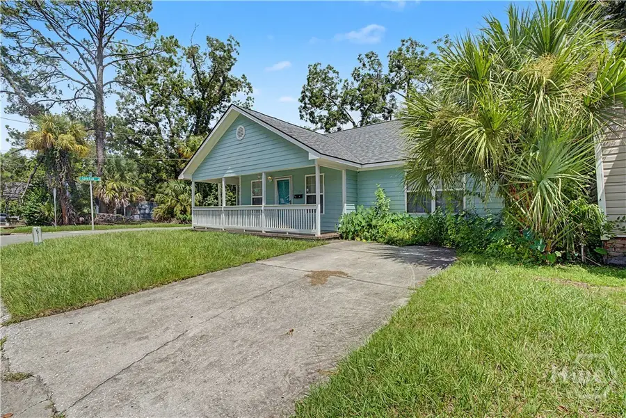 1202 E Waldburg Street, Savannah, GA 31404 - #3