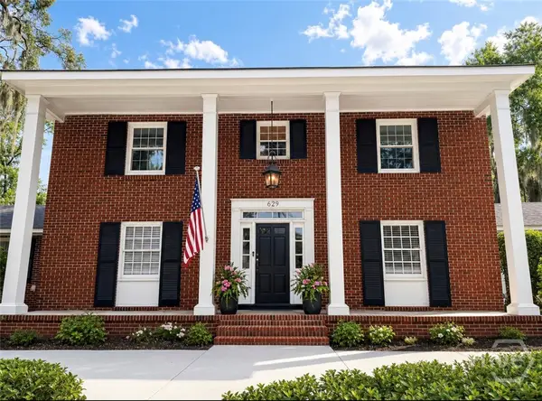 629 E Victory Drive, Savannah, GA 31405