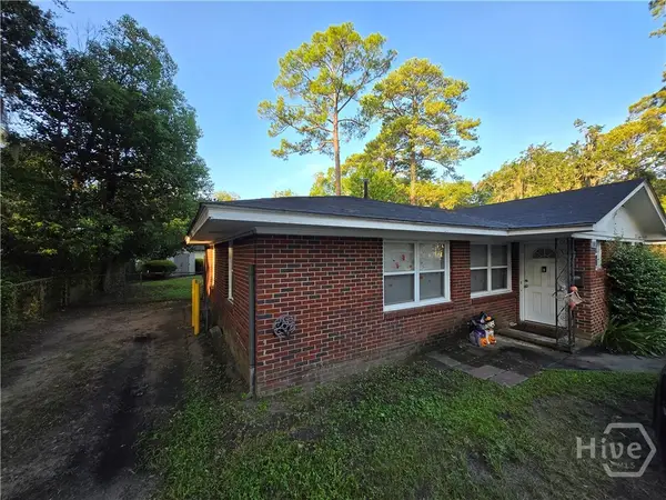 2221 & 2223 Delesseps Avenue, Savannah, GA 31404