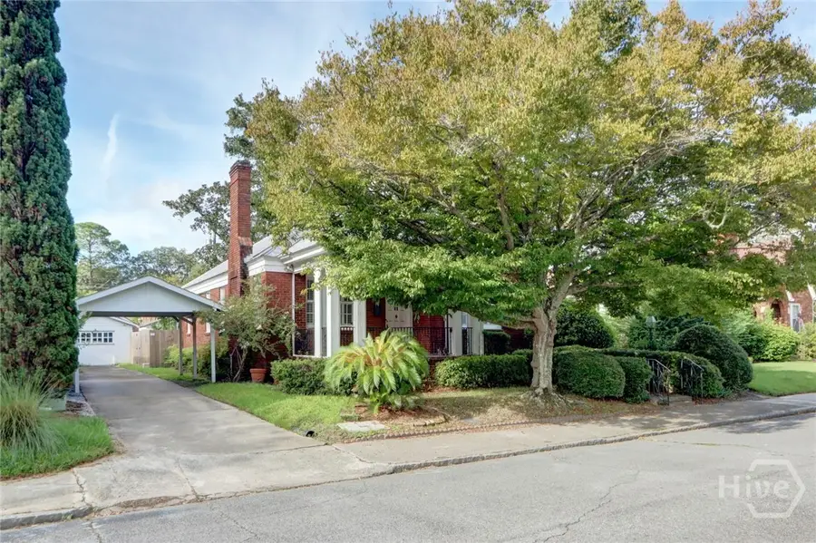 705 E 51st Street, Savannah, GA 31405 - #3