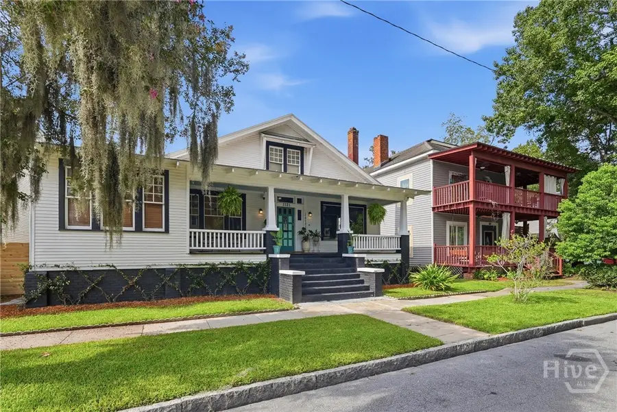 1121 E 33rd Street, Savannah, GA 31404 - #2
