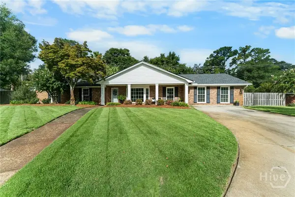 8615 Kent Drive, Savannah, GA 31406