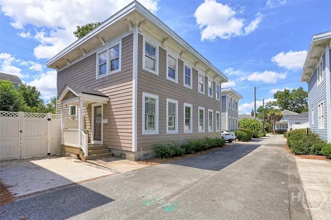107 W 31st Lane, Savannah, GA 31401 - #1