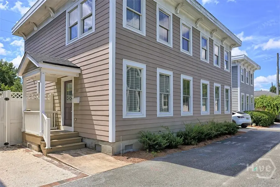 107 W 31st Lane, Savannah, GA 31401 - #2