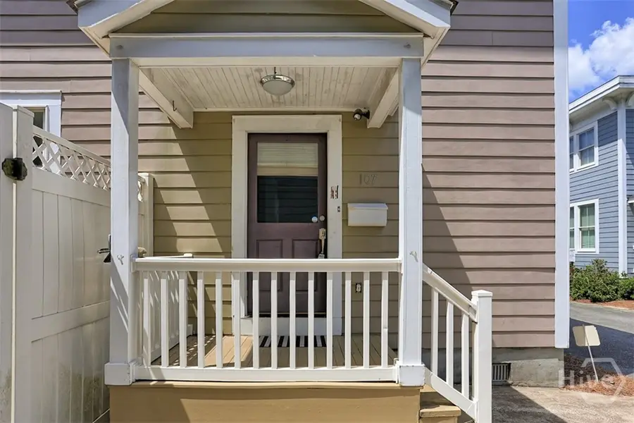 107 W 31st Lane, Savannah, GA 31401 - #3