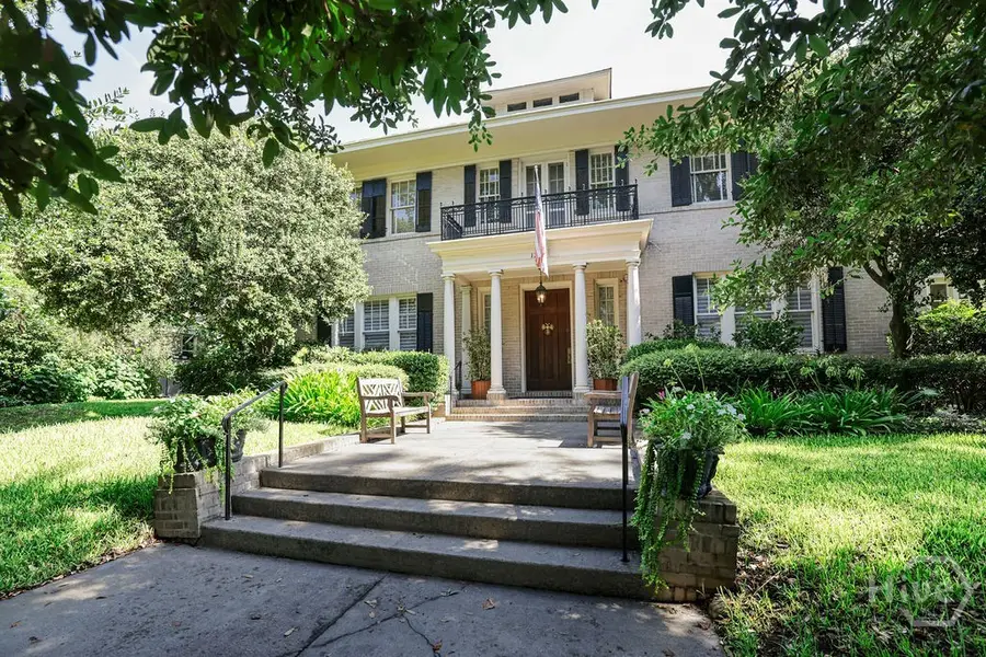 124 E 45th Street, Savannah, GA 31405 - #3