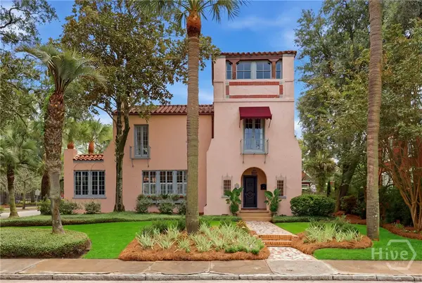 739 E 45th Street, Savannah, GA 31405