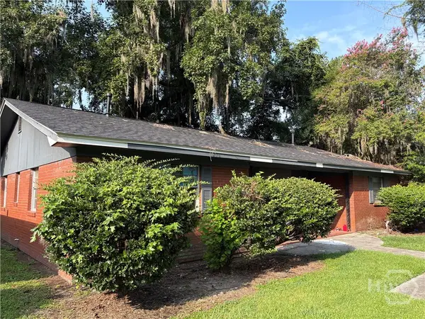 11 Hampstead Avenue, Savannah, GA 31405