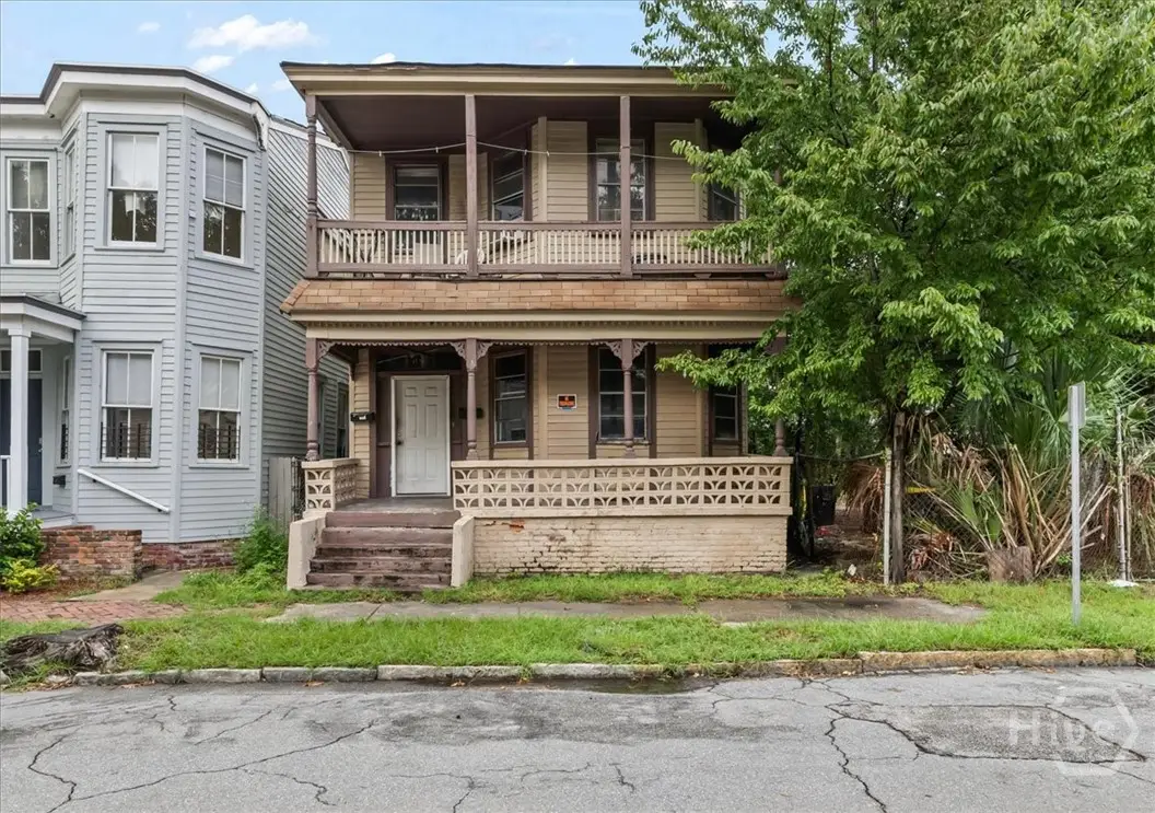 108 W 32nd Street, Savannah, GA 31401 - #1