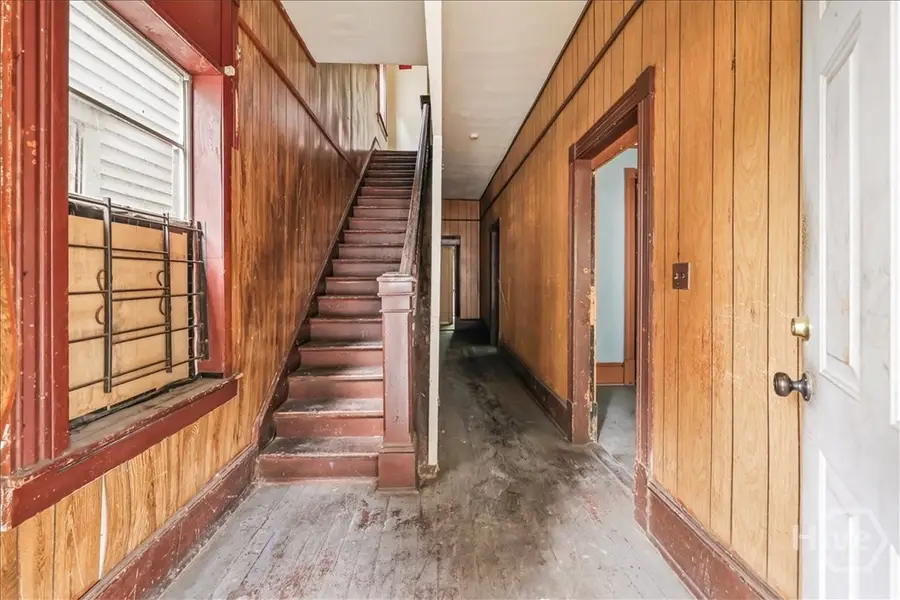 108 W 32nd Street, Savannah, GA 31401 - #3