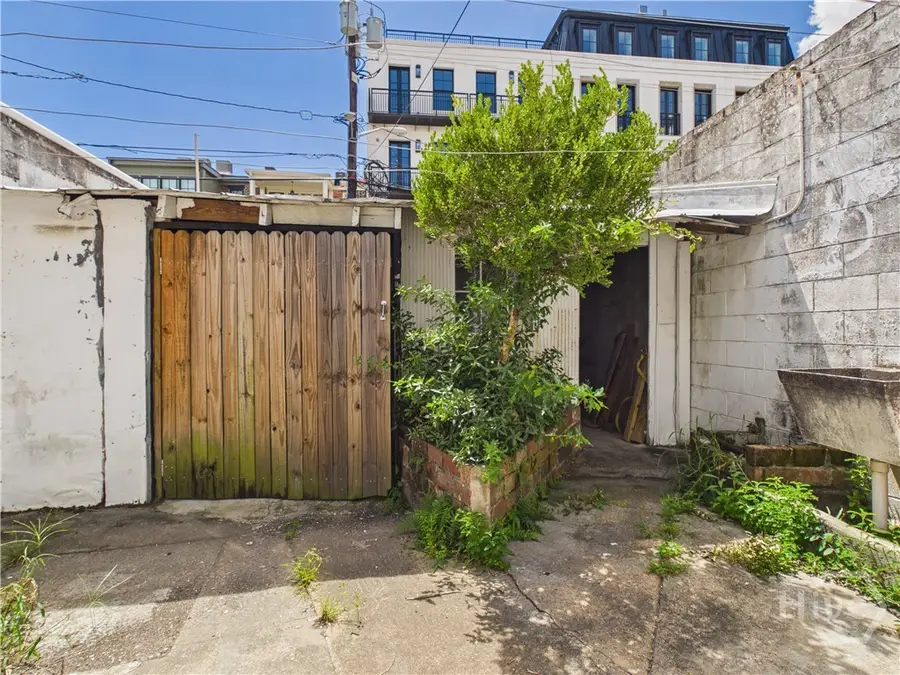 307 E York, Savannah, GA 31401 - #3