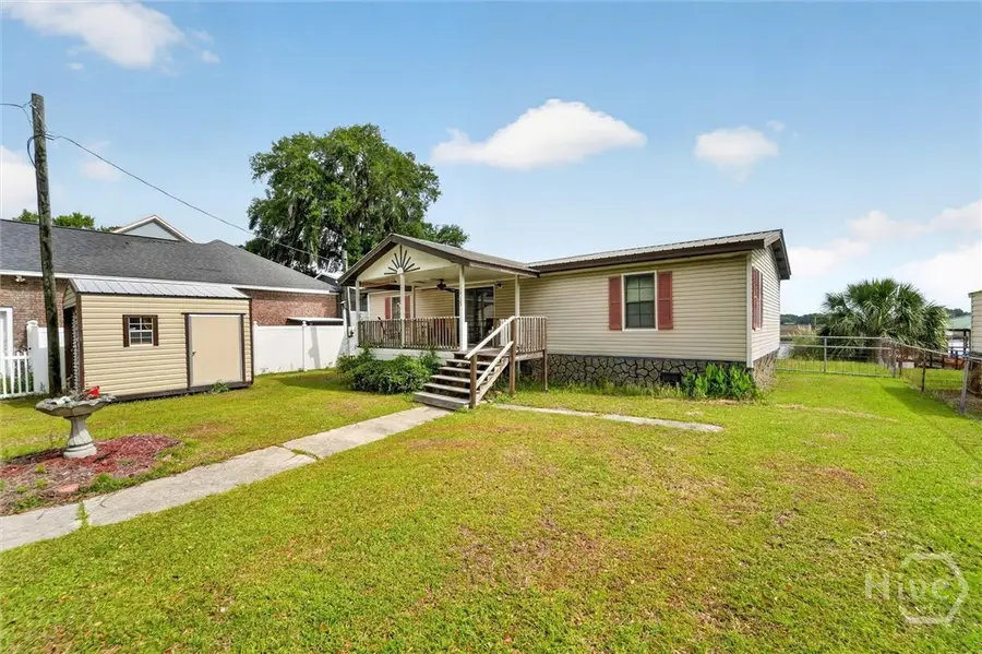 535 E 1st Street, Midway, GA 31320 - #3