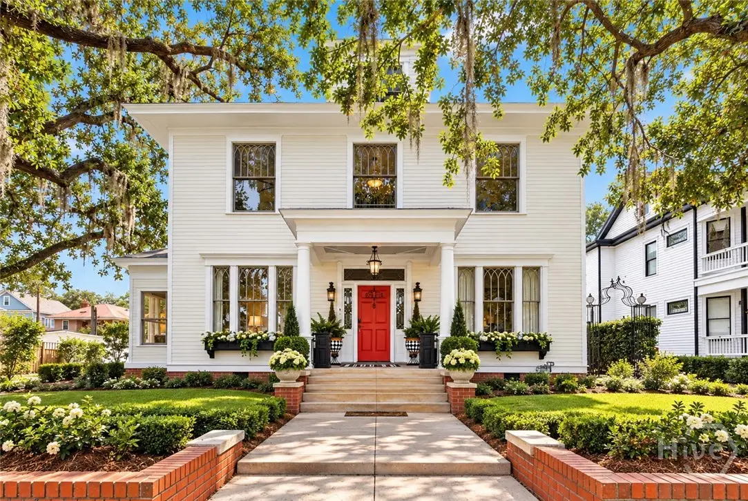 303 W 36th Street, Savannah, GA 31401 - #1