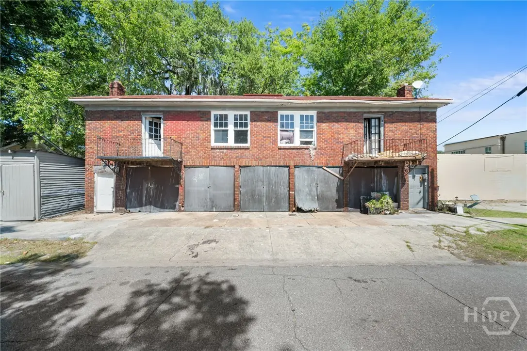 108 W 33rd Street, Savannah, GA 31401 - #1
