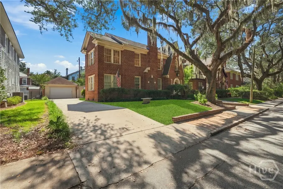 633 E 46th Street, Savannah, GA 31405 - #2