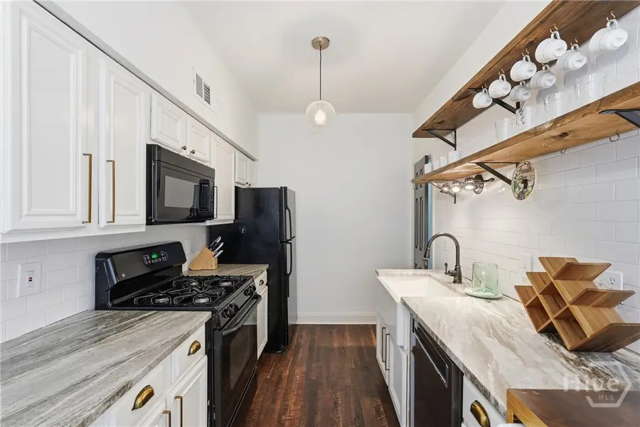 17 E 37th Street #3, Savannah, GA 31401 - #2