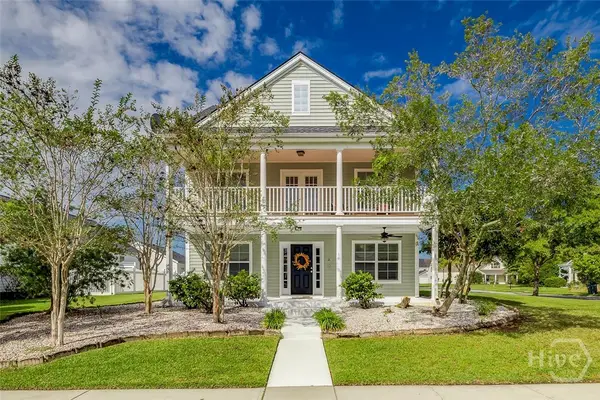2 Fairgreen Street, Savannah, GA 31407