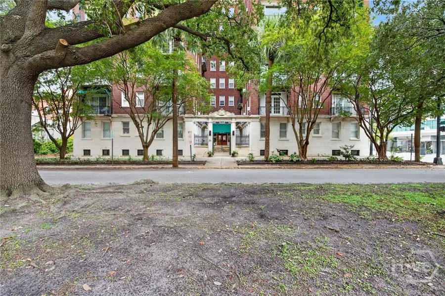 24 E Liberty Street #86, Savannah, GA 31401 - #2