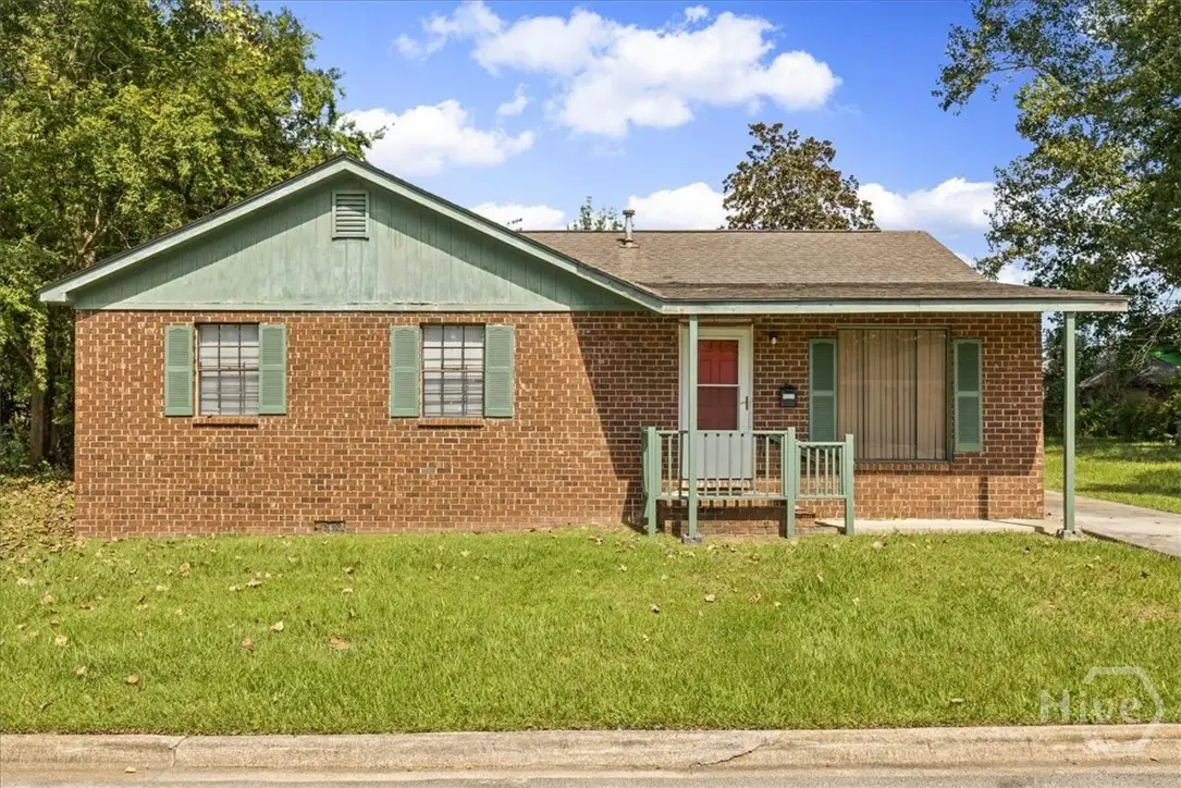 1130 W 49th Street, Savannah, GA 31405 - #1