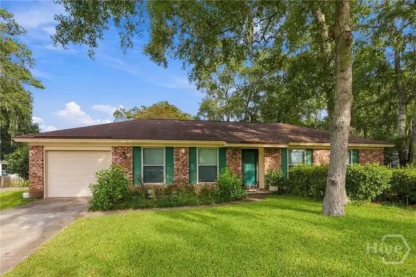 611 Leaning Oaks Drive, Savannah, GA 31410