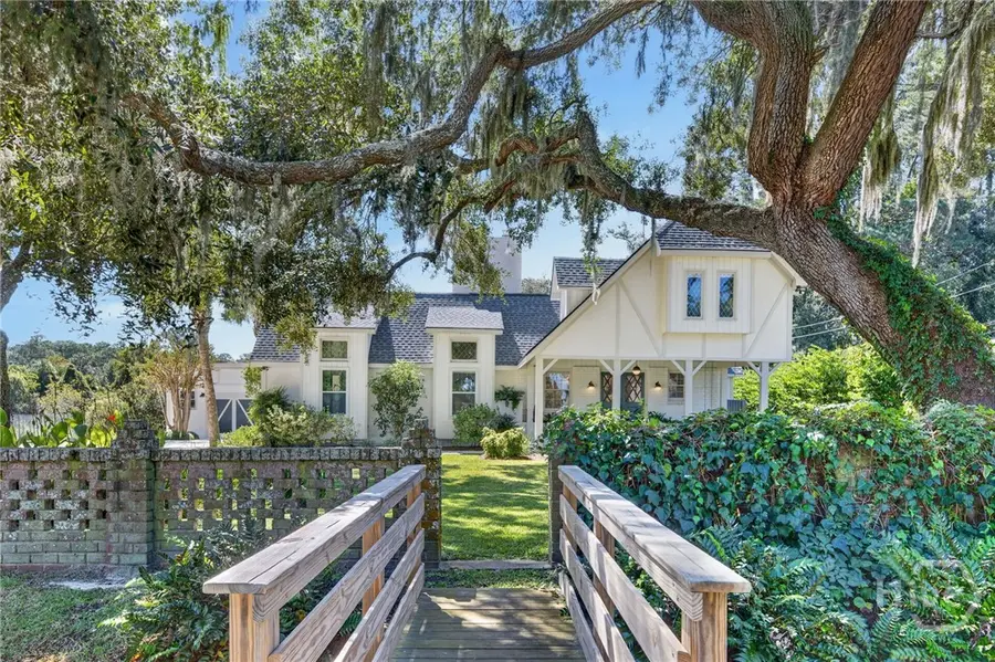 221 E Point Drive, Savannah, GA 31410 - #3
