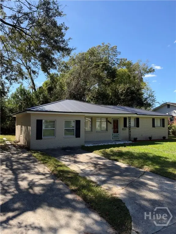 1103 W 51st Street, Savannah, GA 31405 - #1