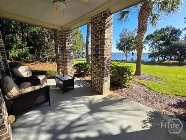 2701 River Oaks Drive, Richmond Hill, GA 31324