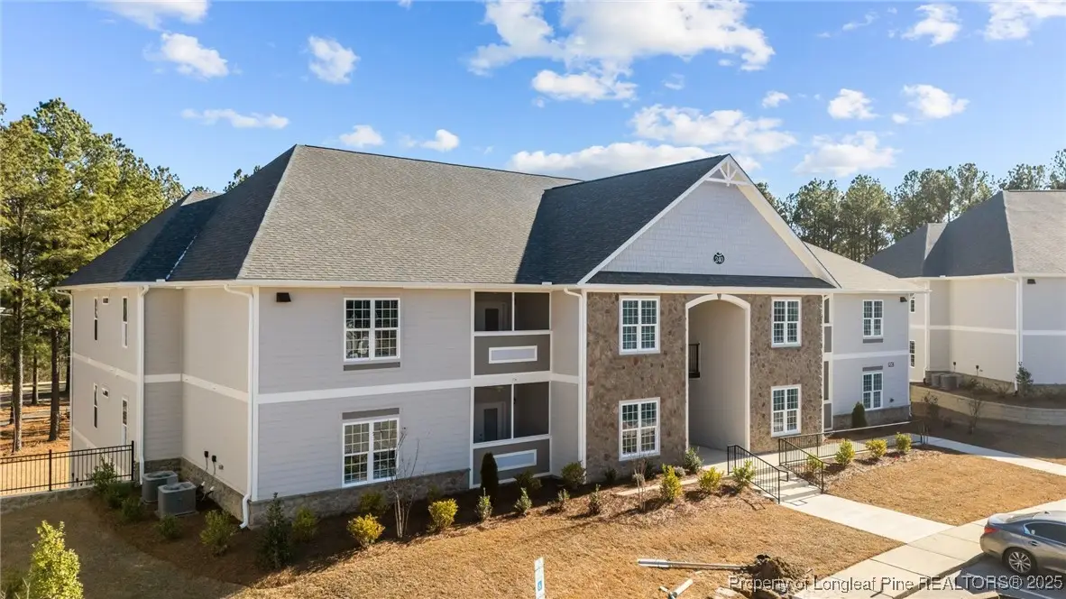 240 Gallery Drive #102, Spring Lake, NC 28390 - Image #1